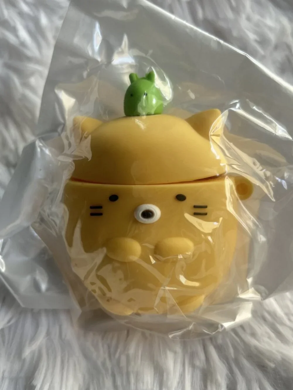 Sumikko Gurashi Neko Apple Airpod Gen. 1/2 Case